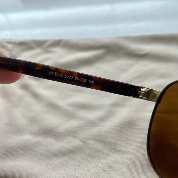 Tory Burch sunglasses - Picture 6 of 9